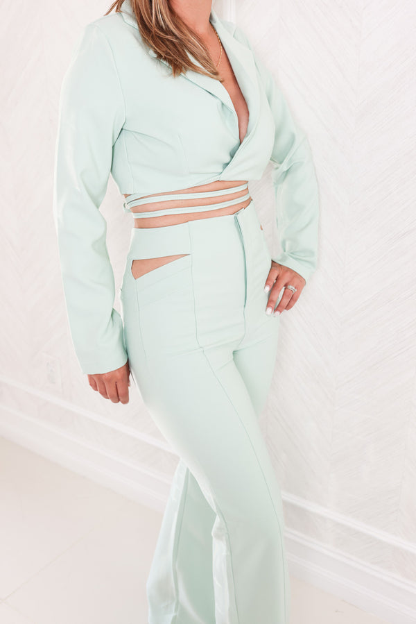 Evolet Crop Blazer And Pants Set