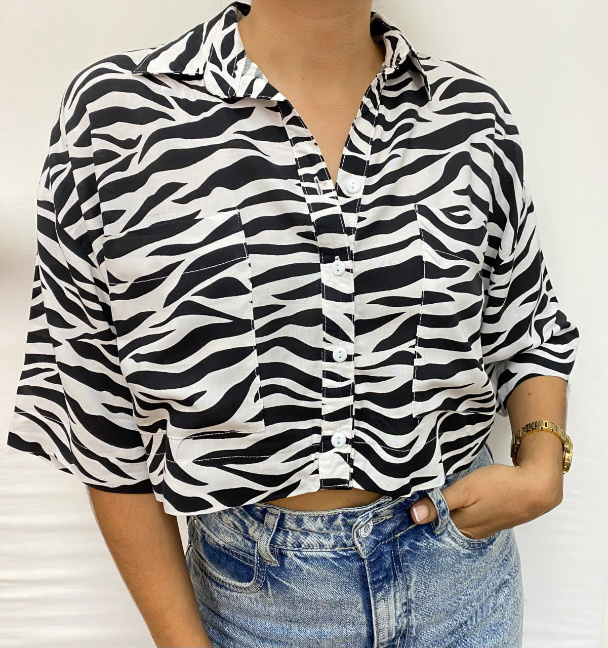 Evolet Zebra Print Crop Shirt