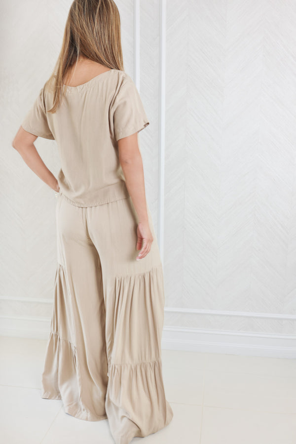 Evolet Comfy Crop Top and Tiered Pants Set